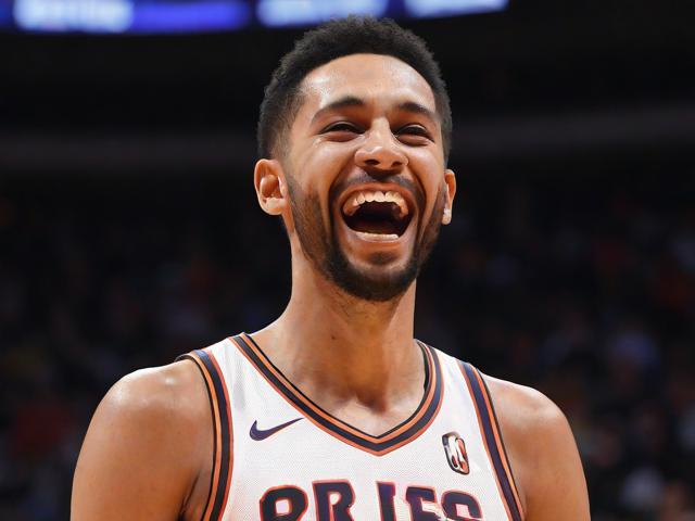 “九游app_ NBA最奇葩的玩笑时刻，球员爆笑全场”，爆笑nba游戏