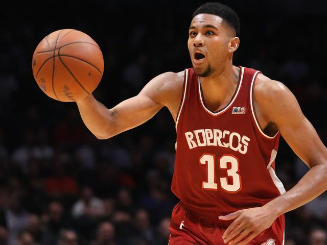 “九游app_ 灵感爆发：NBA顶级花式运球合集”，nba运球训练视频