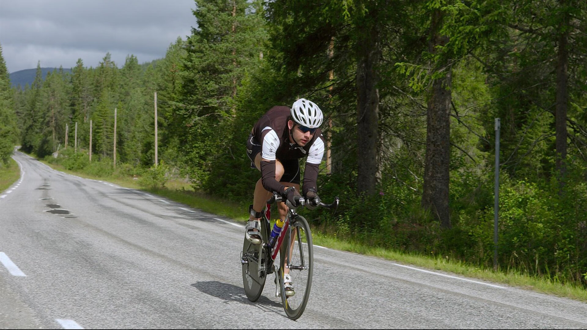 《Faker：迎接第十春，初心依旧》